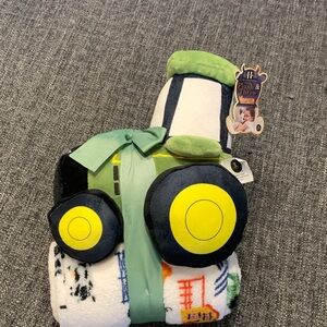 Kids Plush Tractor Throw Blanket - Green and Yellow